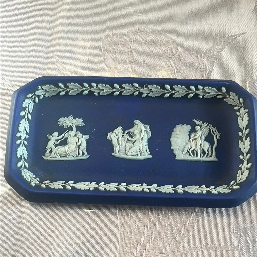 Wedgwood Blue and White Vanity Tray Elegant Bath Accessory